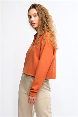 Turuncu Kadın Yaka Detaylı Crop Kesim Sweatshirt - More