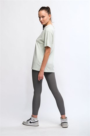 Yeşil Kadın Mineral Boyalı Organik Pamuklu Oversize T-shirt - Maya