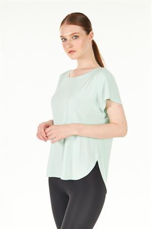 Yeşil Yırtmaç Detaylı Rahat Kalıp Modal T-shirt - Dora