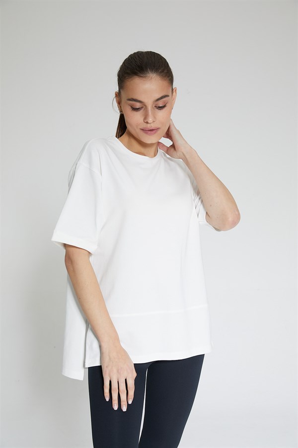 Beyaz Kadın Pamuklu Yırtmaçlı Oversize T-shirt - Nors
