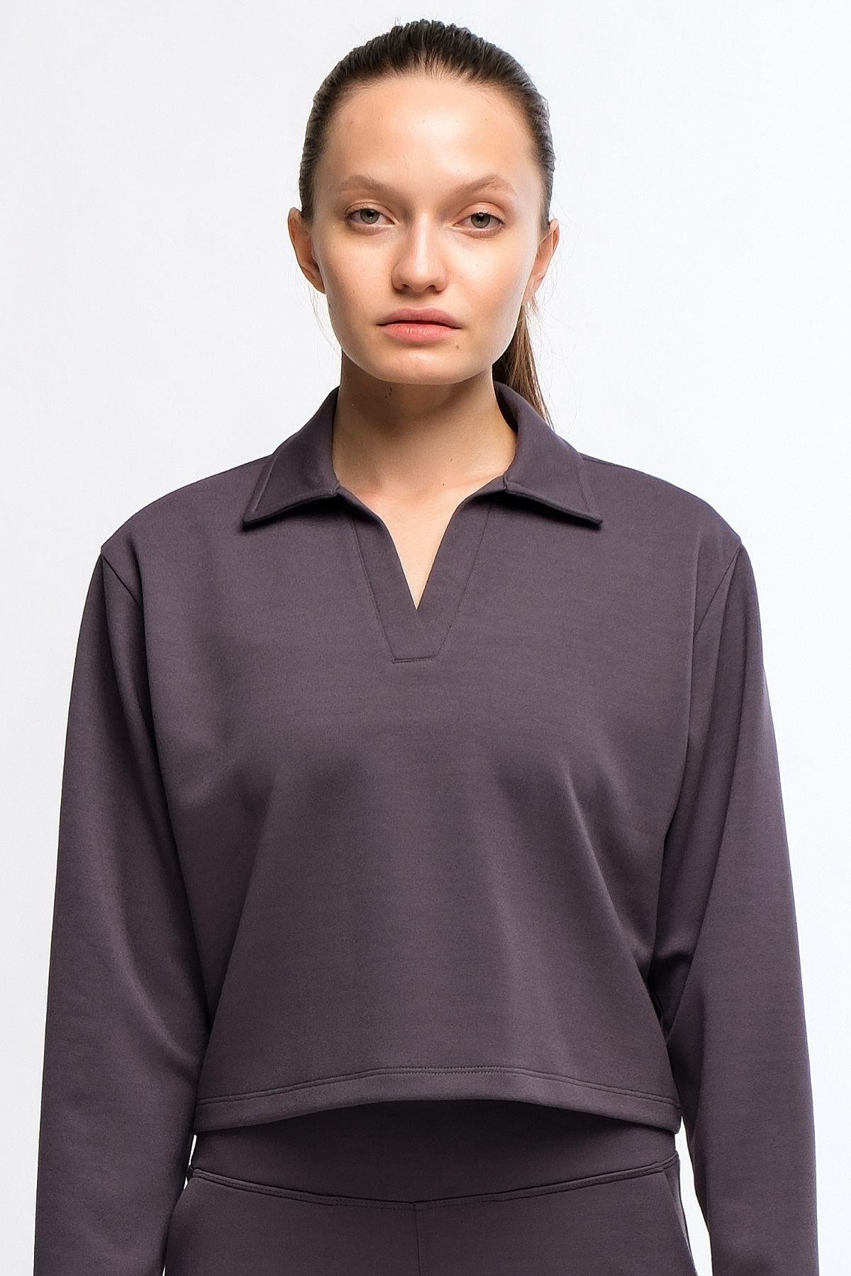 Antrasit Kadın Yaka Detaylı Crop Kesim Sweatshirt - More