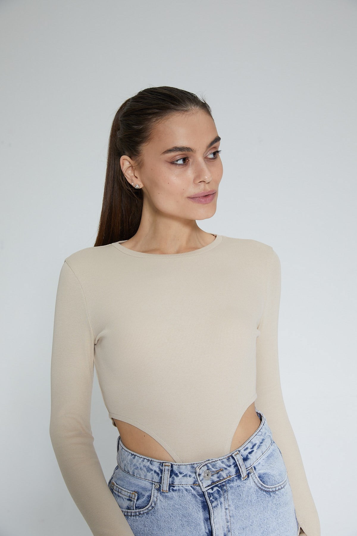 Bej Kadın Fitilli Bel Dekolteli Parmak Detaylı Body Suit - Ren