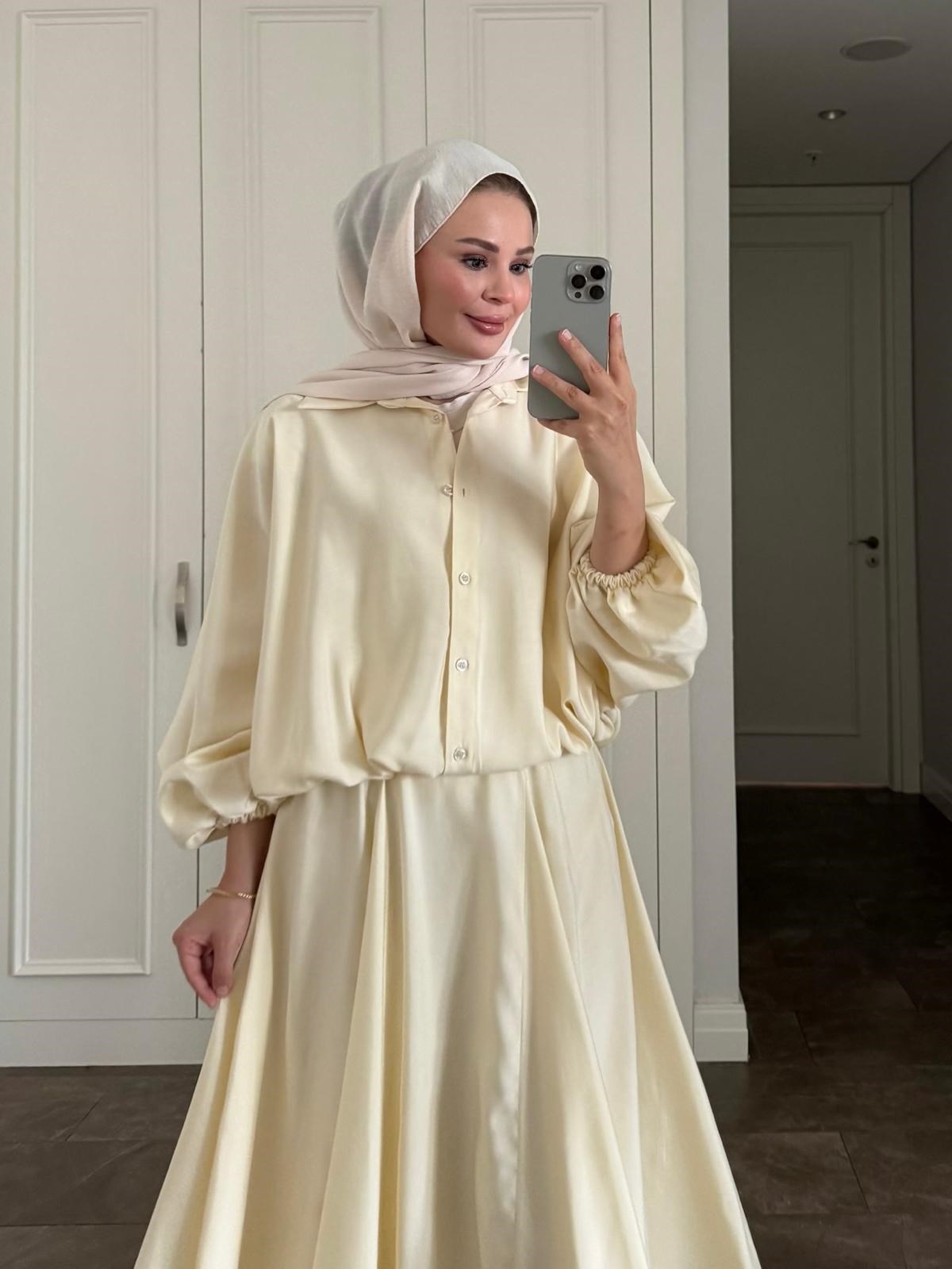 Buğlem Etekli Takım Butter