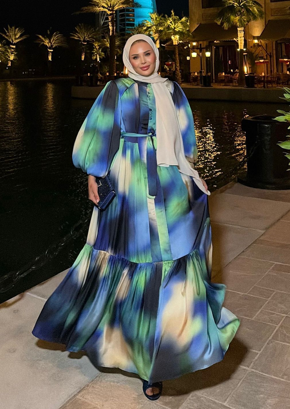 Zaina Elbise Saks Mavisi