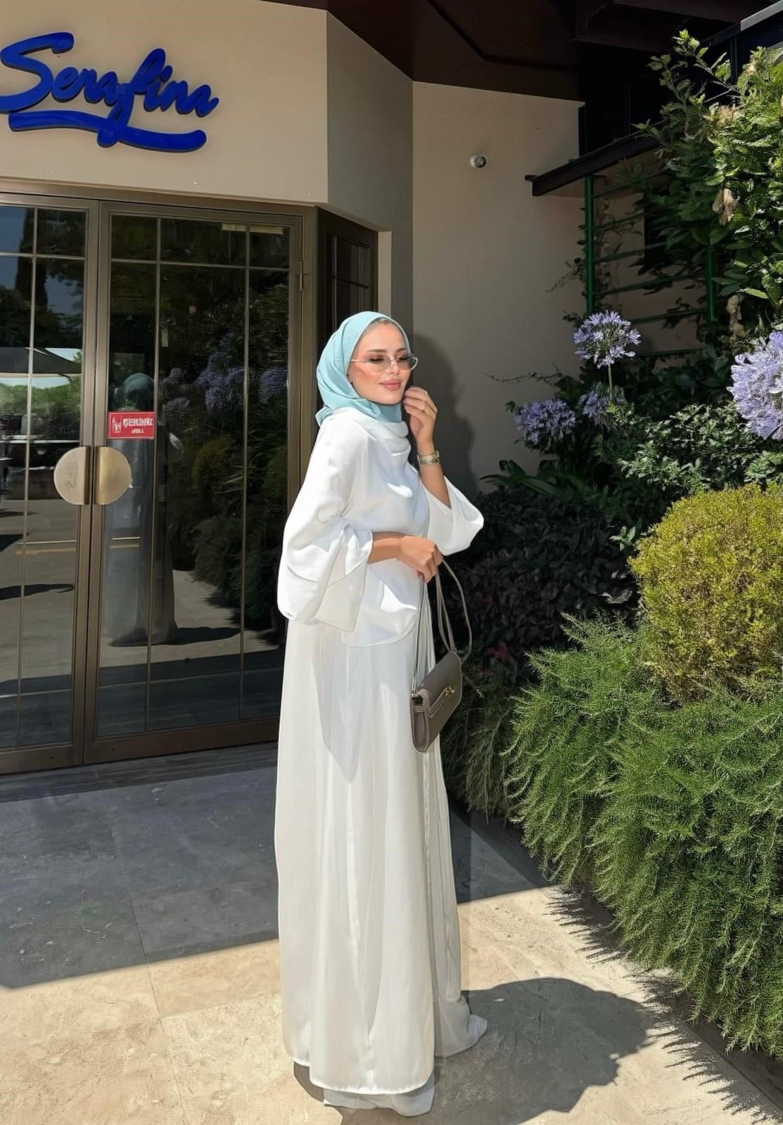 Gloria Takım Beyaz