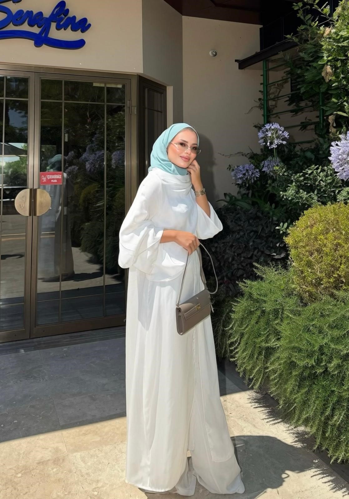 Gloria Takım Beyaz