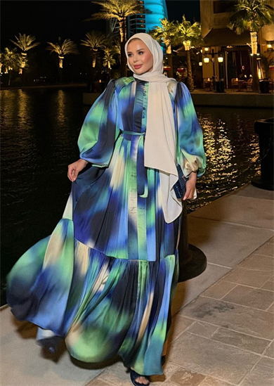 Zaina Elbise Saks Mavisi