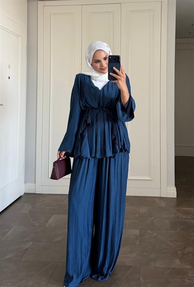 Batik Pantolonlu Takım Lacivert