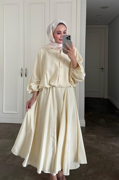 Buğlem Etekli Takım Butter