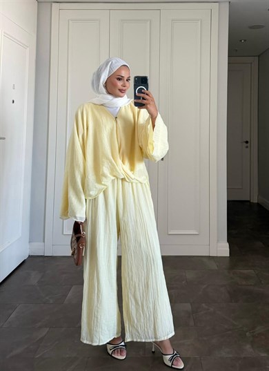 Capri Pantolonlu Takım Sarı