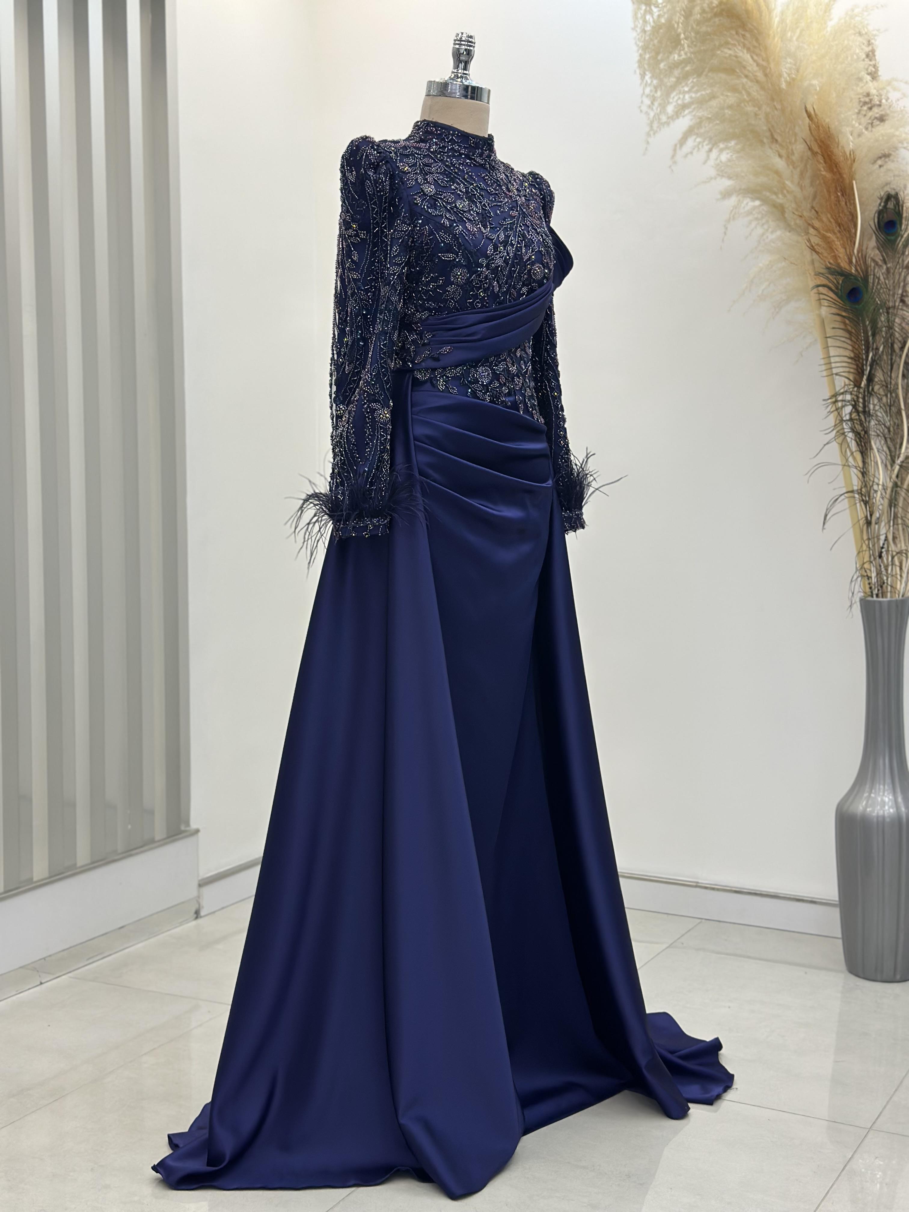 Anabel Abiye Lacivert