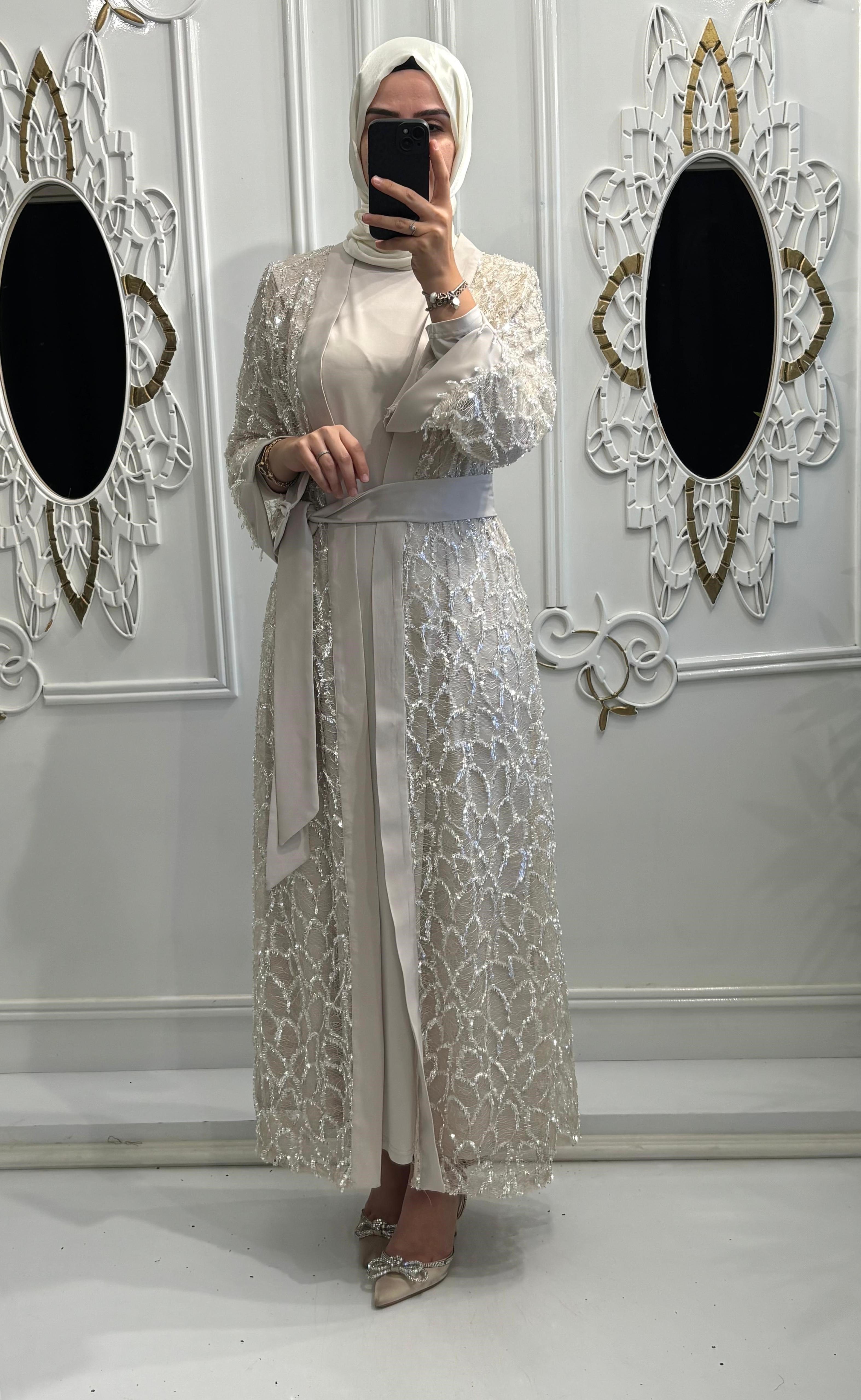 Elora Abaya Ekru