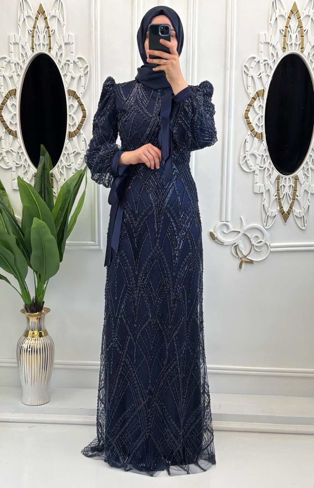 İncili Ülkü Abiye Lacivert