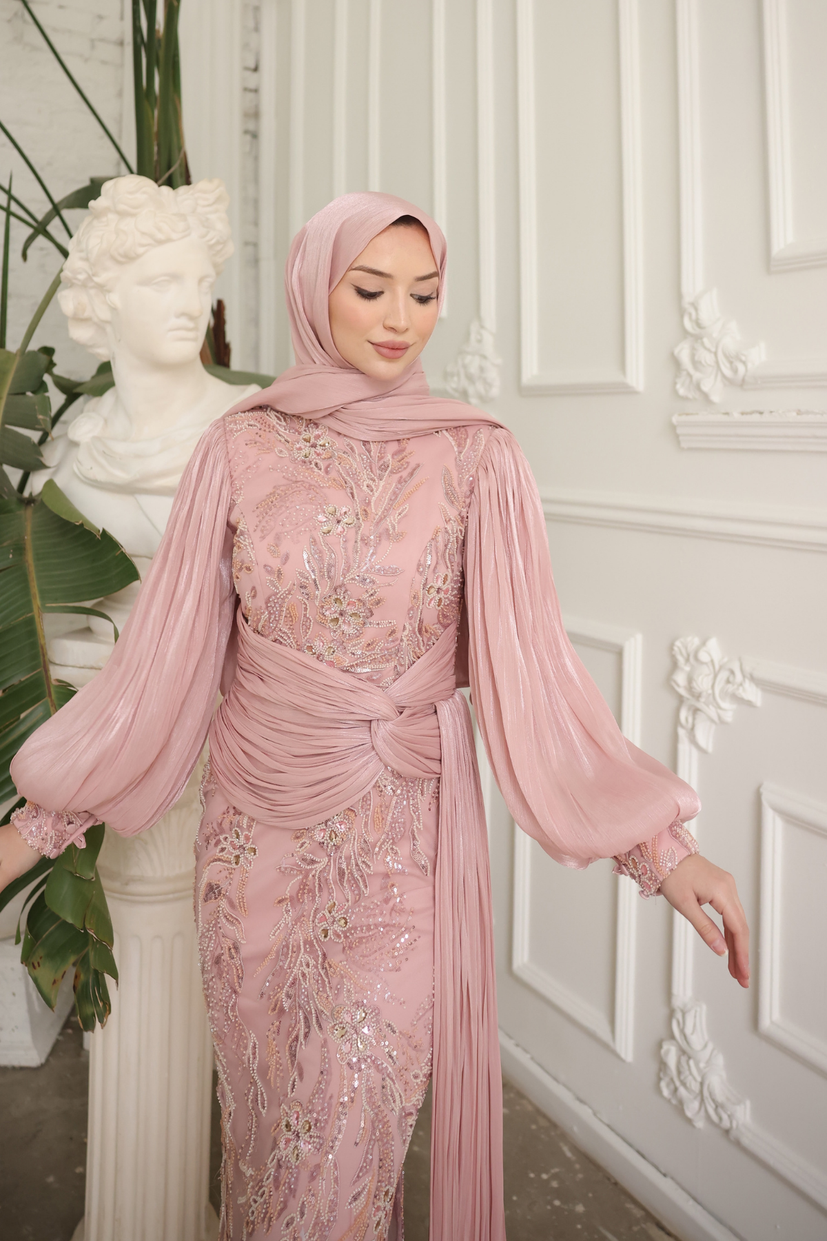 Leila Abiye Pudra