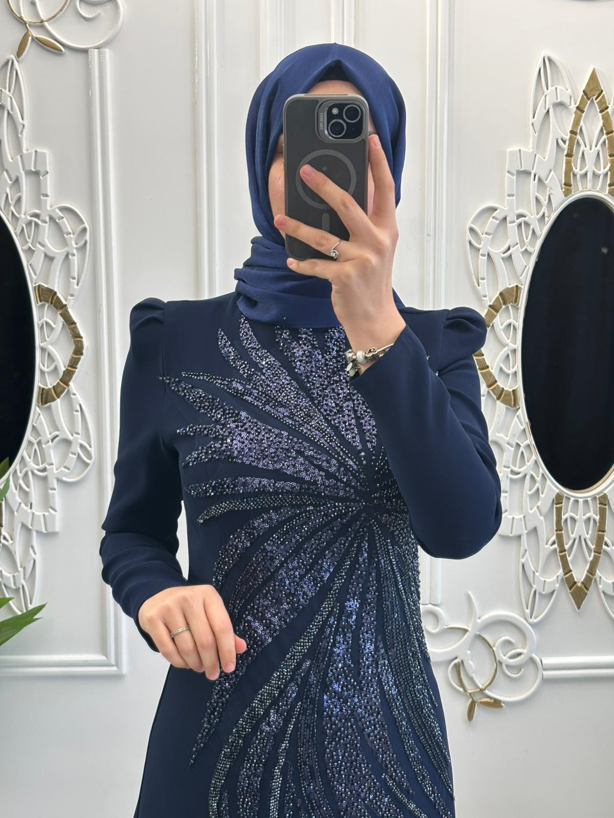 Özüm Abiye Lacivert