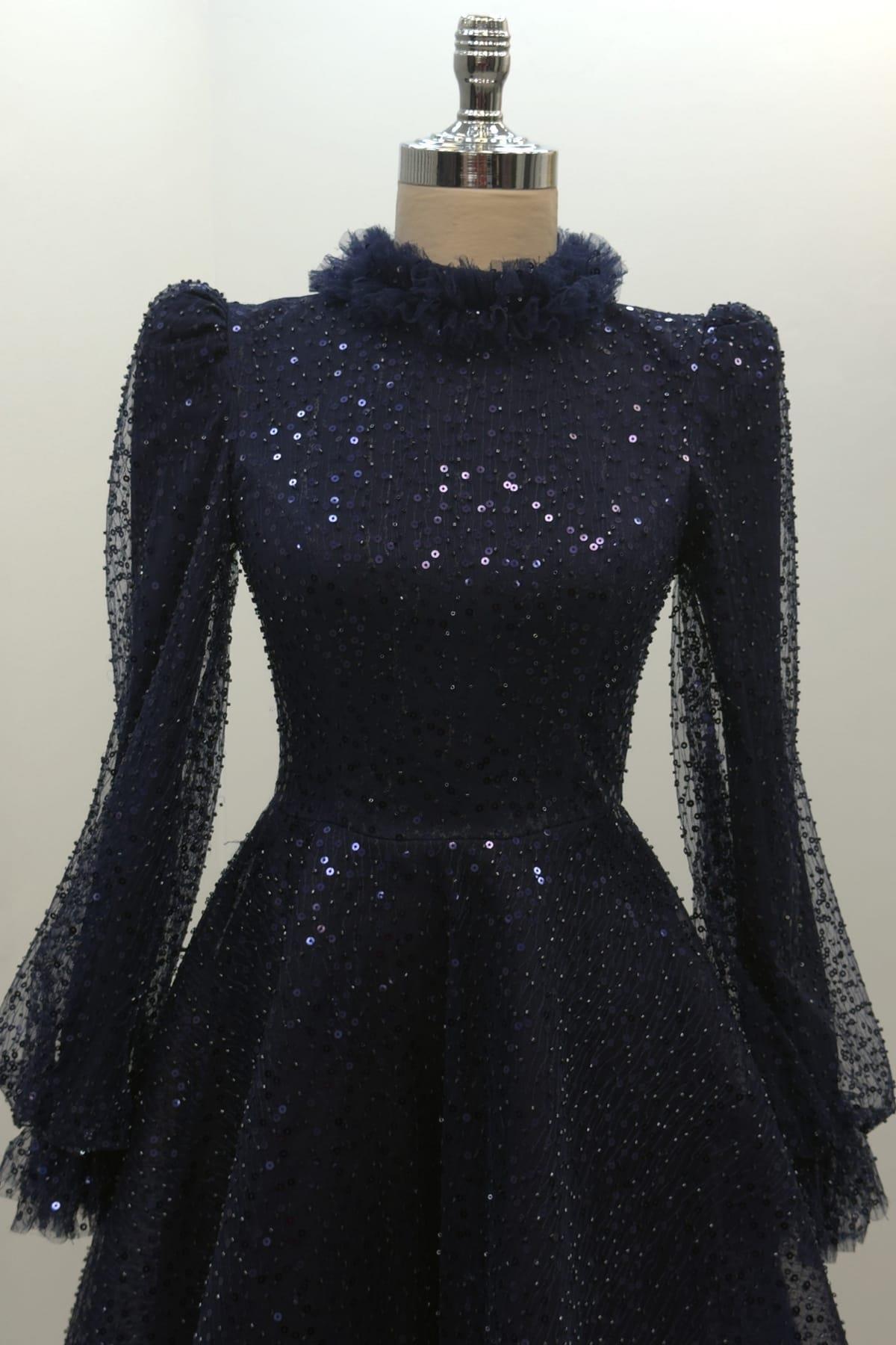 Pullu Kabarık Tesettür Abiye Lacivert