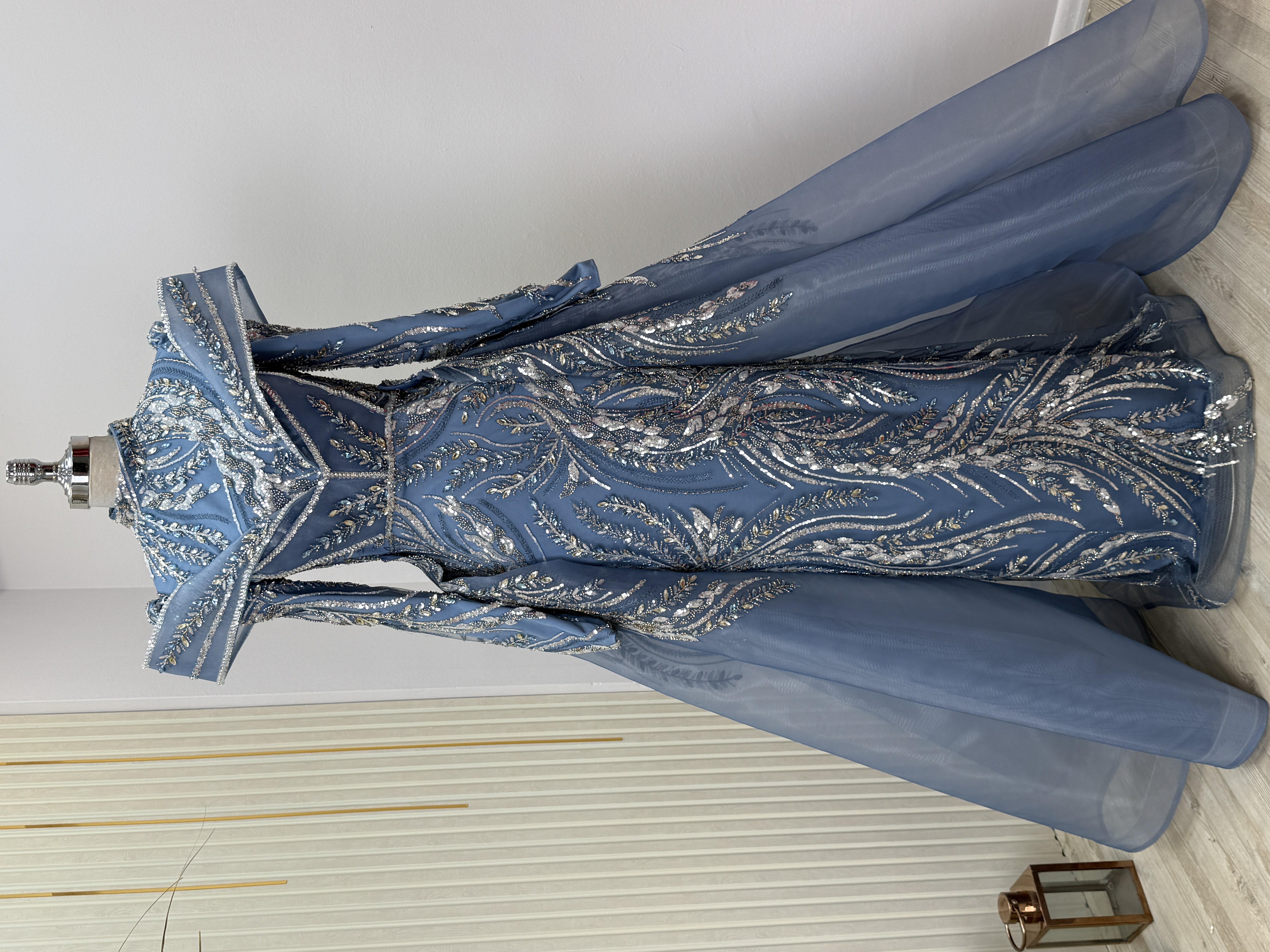 Rana Abiye Mavi