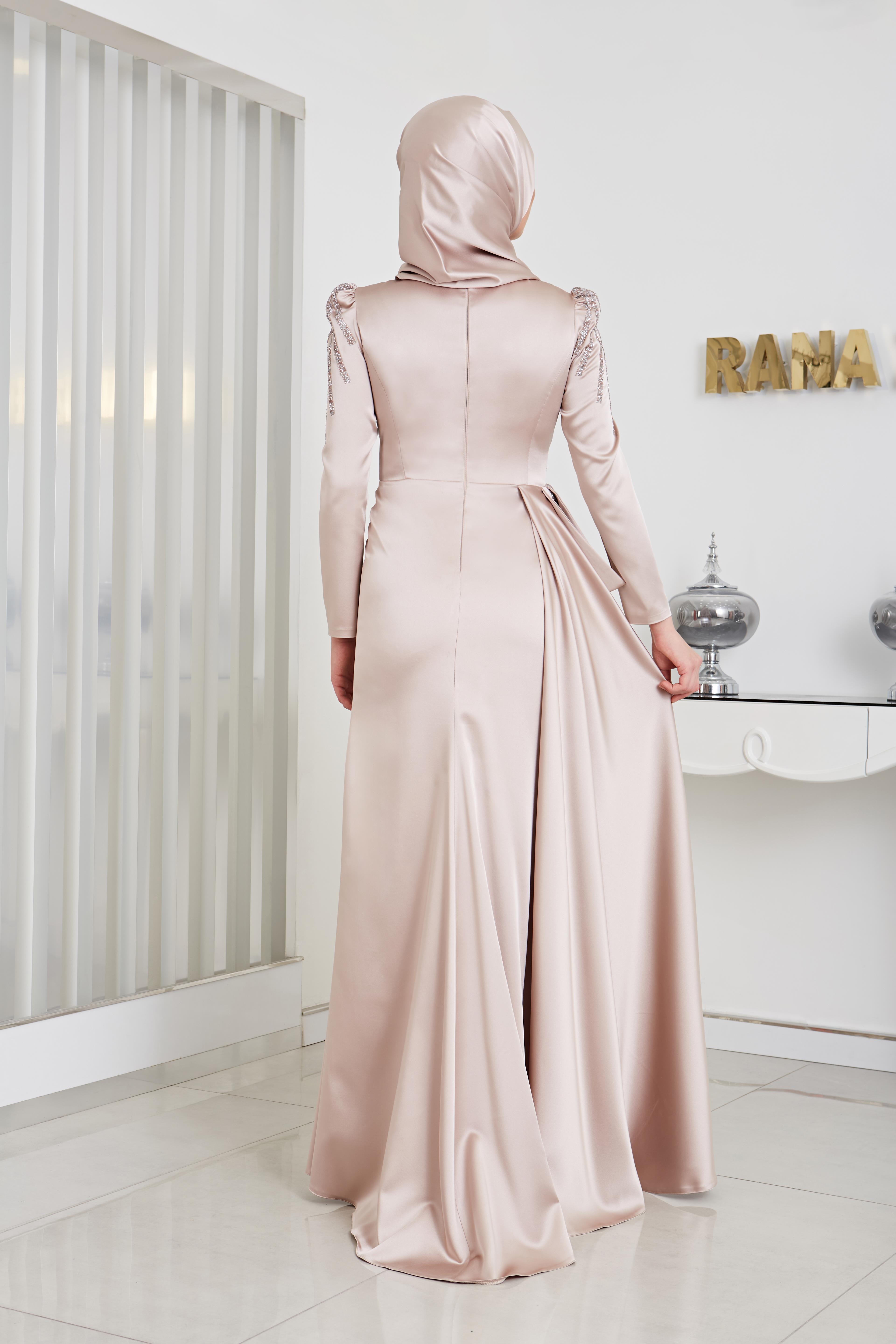  Alina Abiye Taş