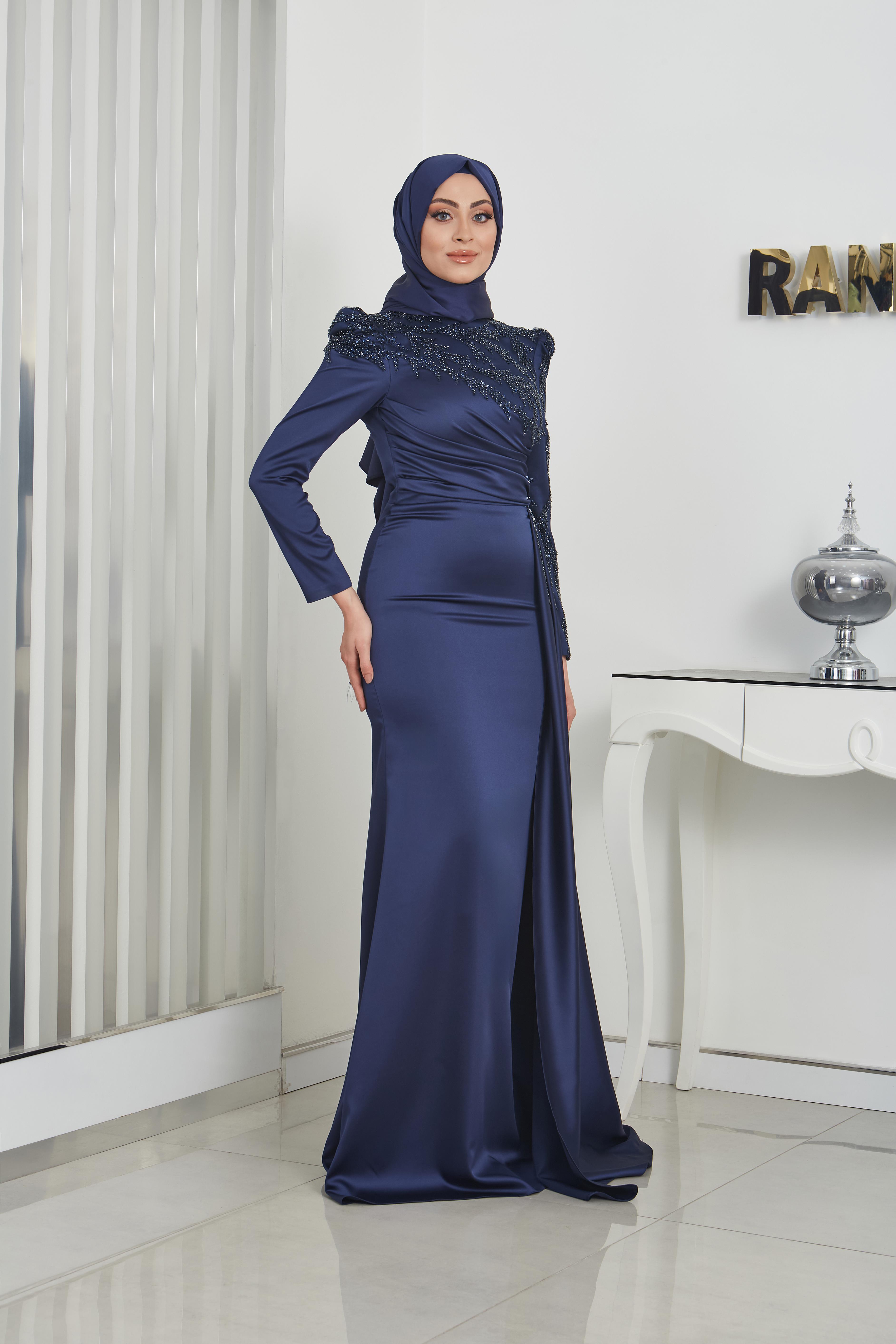 Rosa Abiye Lacivert