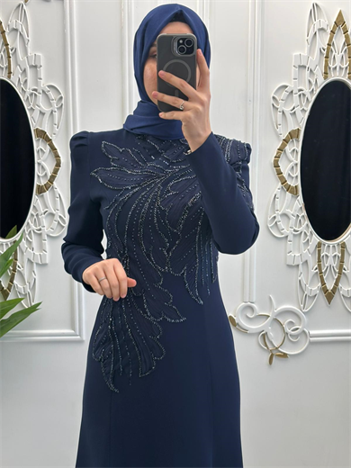 Eylül Abiye Lacivert