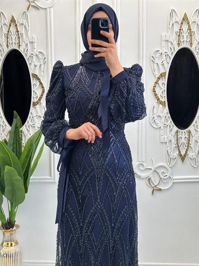 İncili Ülkü Abiye Lacivert