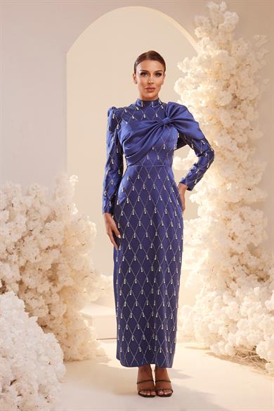 Lady Abiye Lacivert