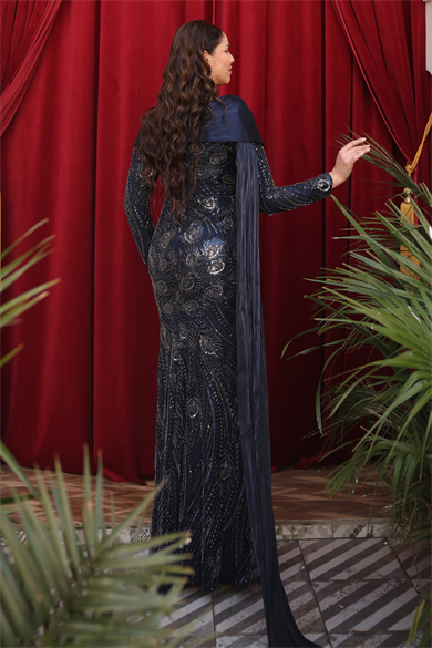 Milena Abiye Lacivert