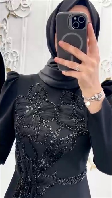 Nil Abiye Siyah