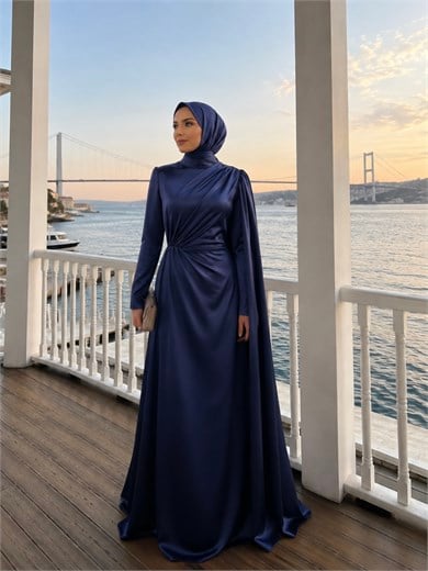 Nura Abiye Lacivert
