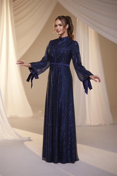 Serena Abiye Lacivert