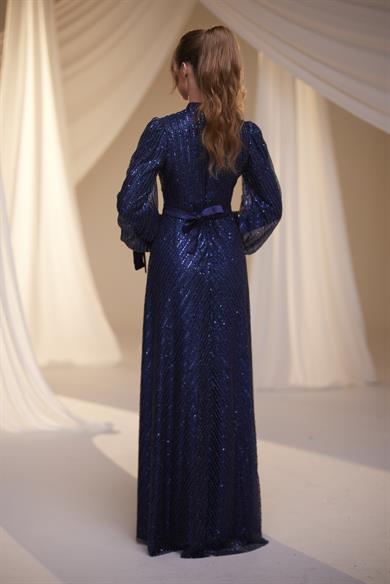 Serena Abiye Lacivert