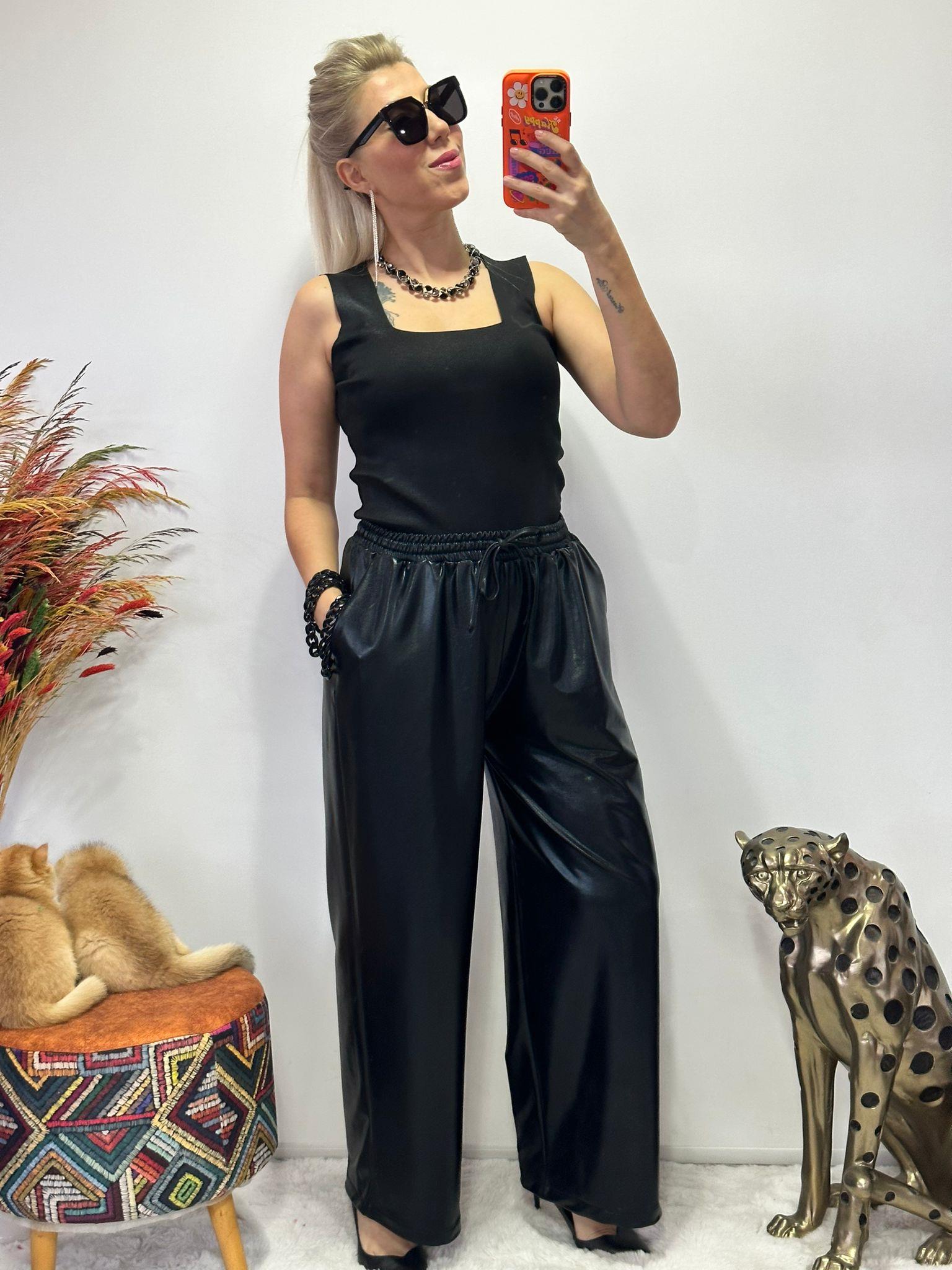Siyah Lark Pantolon
