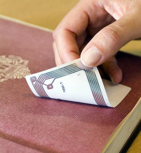 RFID ilə inventar nəzarəti