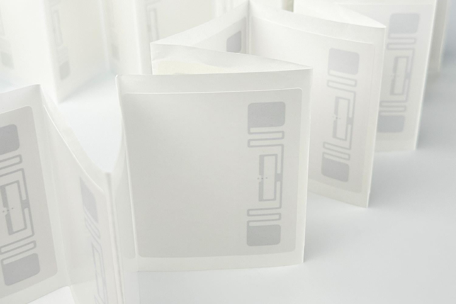 80x70 mm UHF RFID Etiketi Güçlü Yapışkanlı U9 Serisi