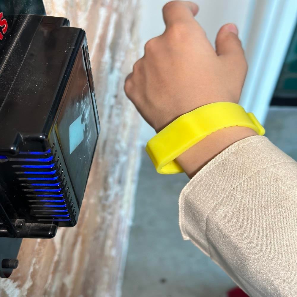 Akıllı Silikon Bileklik