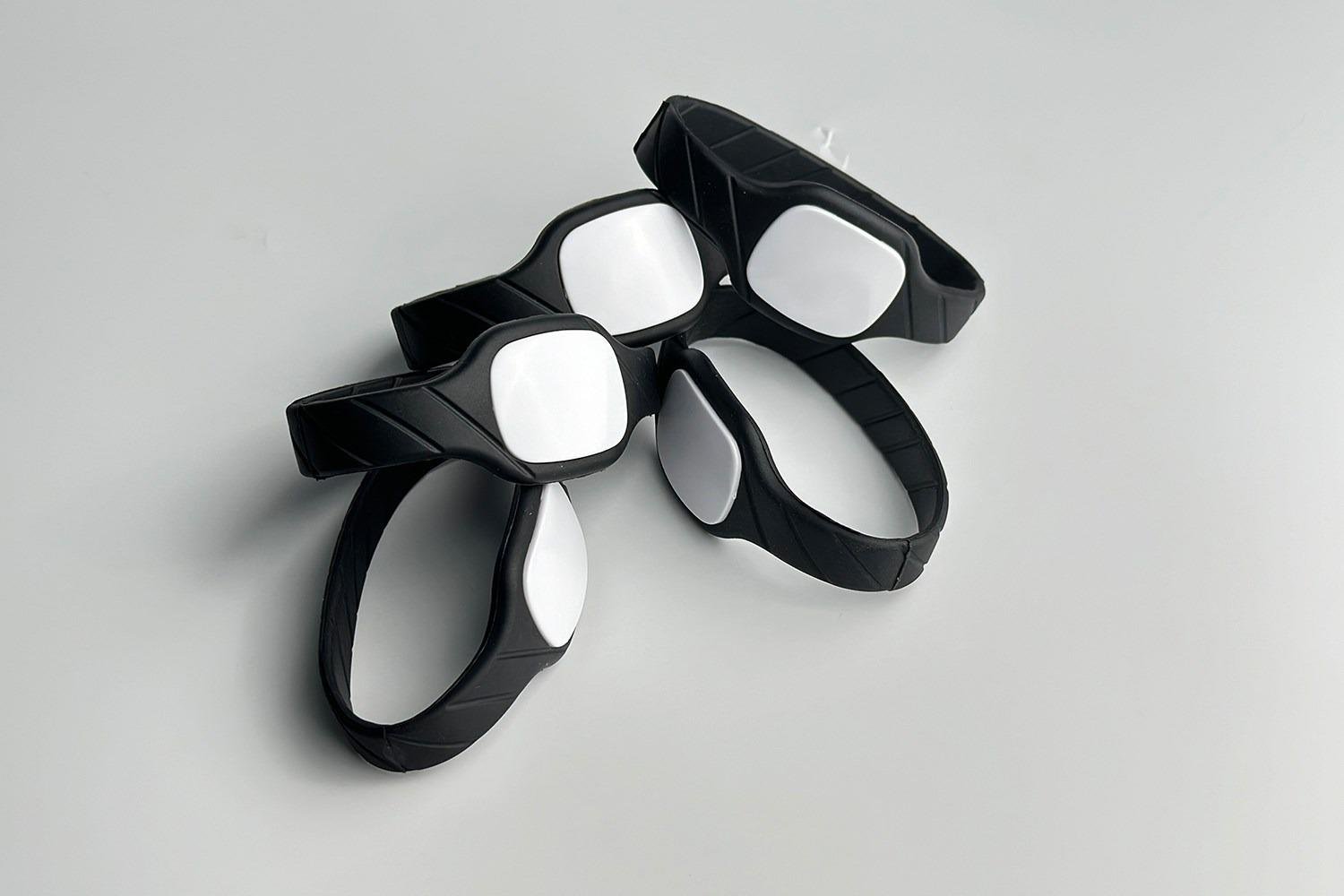 Akıllı Silikon Bileklik Çip Değiştirilebilir- Siyah