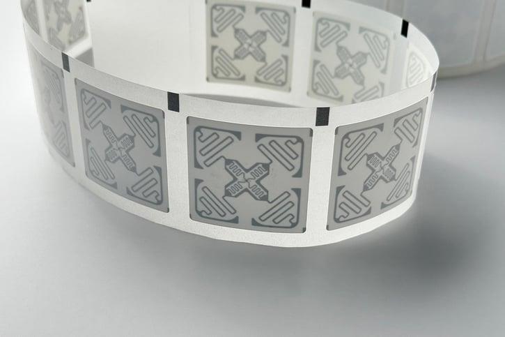 Lojistikte Şeffaf RFID Etiket