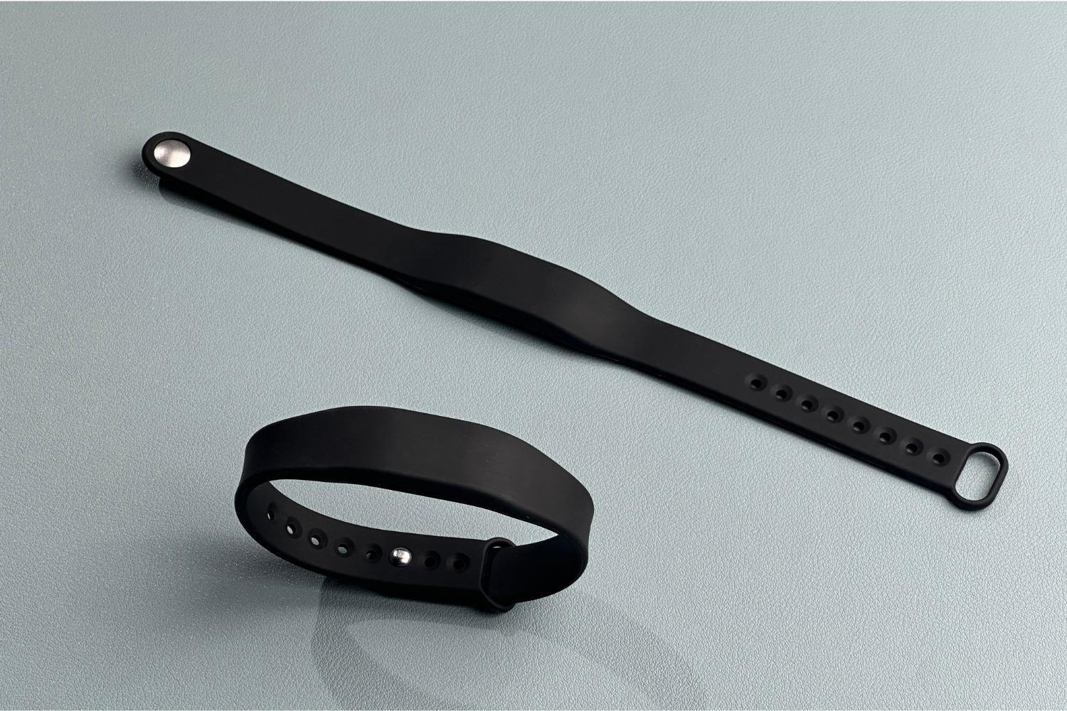 NFC Ayarlanabilir Silikon Bileklik - NTAG213 Siyah