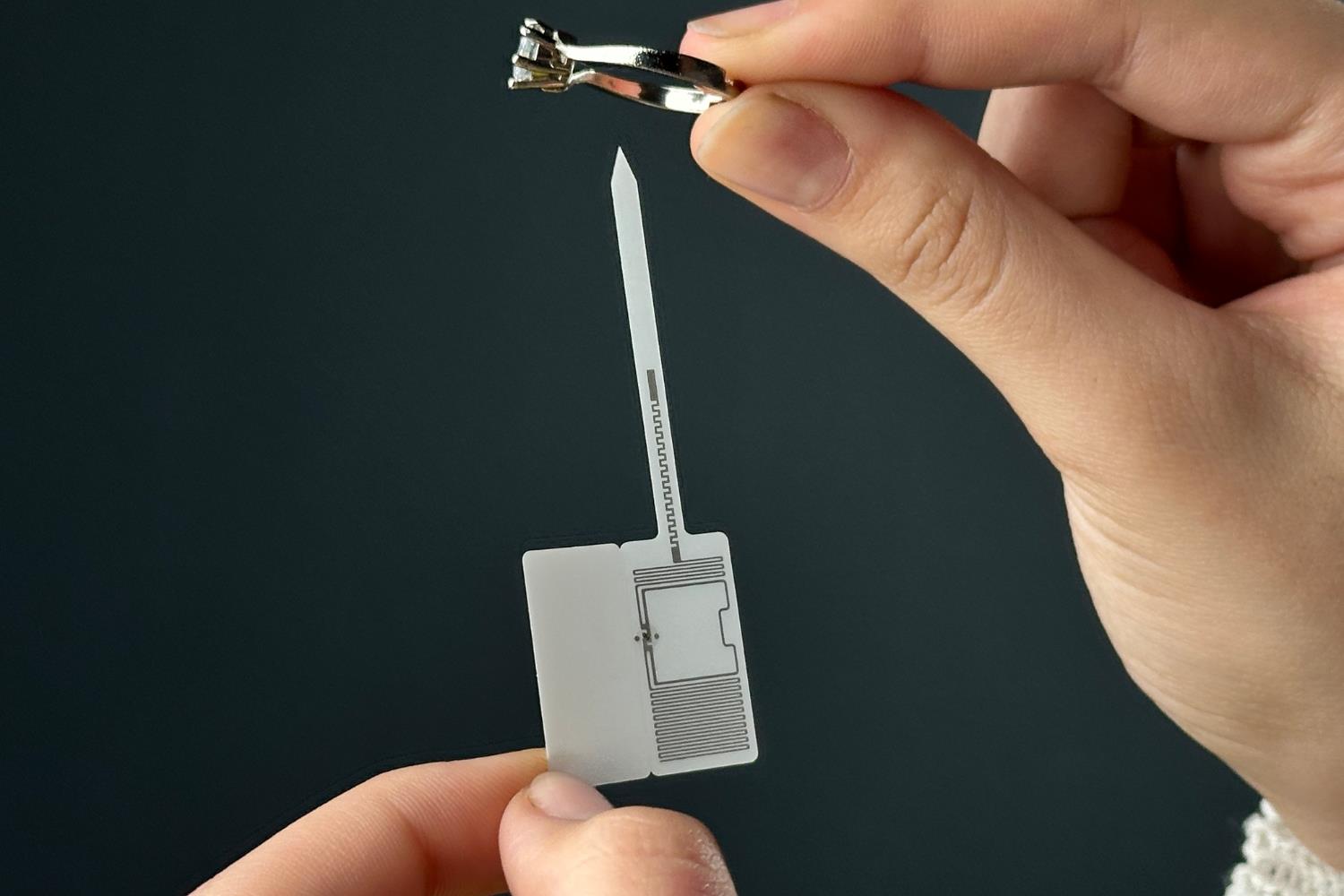 RFID Kuyumcu Etiketi RFGATE T52J V.4