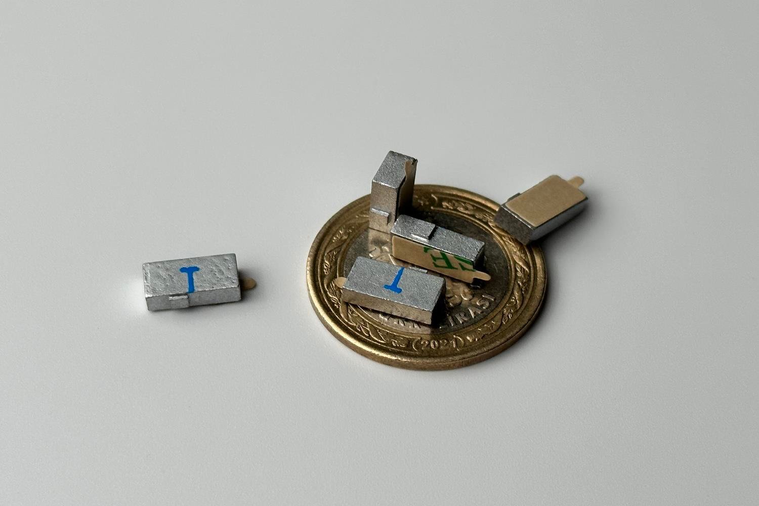 T5103 Performa Sense Grey Sert RFID Etiket