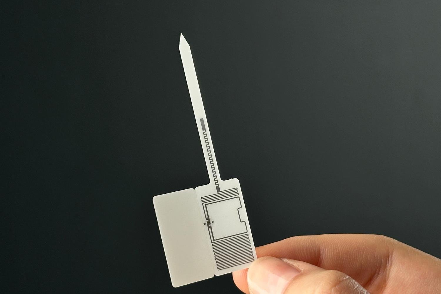 UHF RFID Kuyumcu Etiketi RFGATE T52j