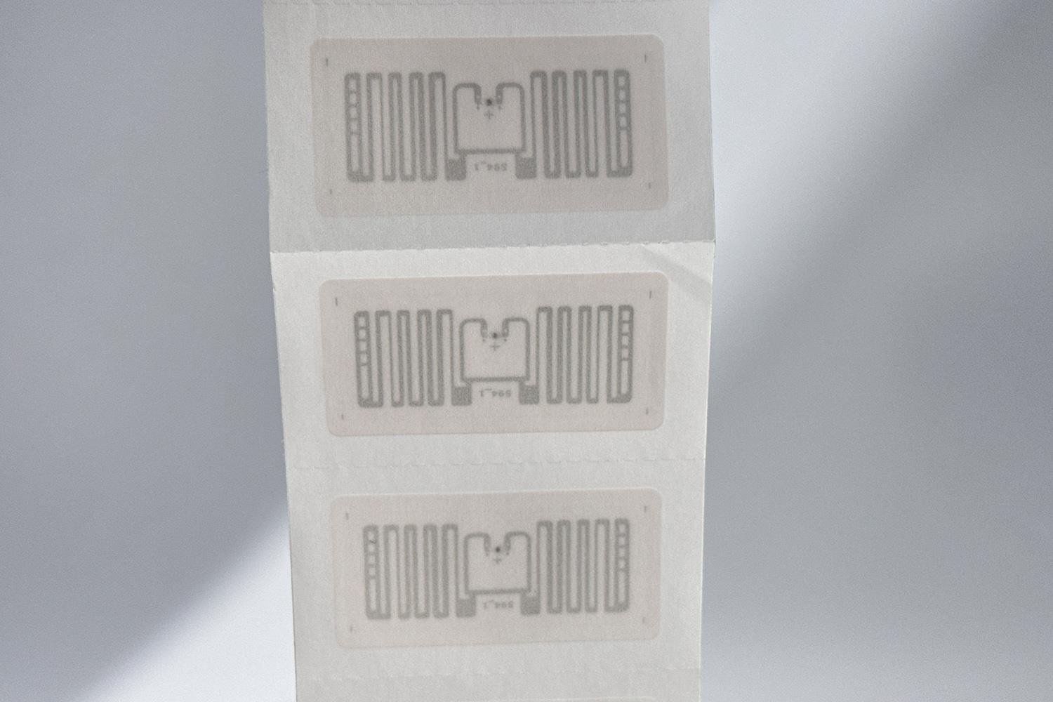 Yüksek Performanslı UHF RFID Etiketi 52x26 mm