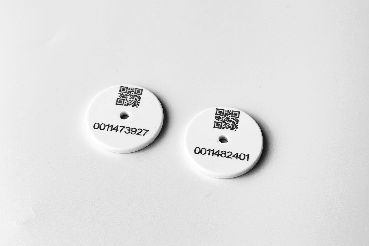 Delikli NFC Sert ABS Token 35mm Yapışkanlı Etiket