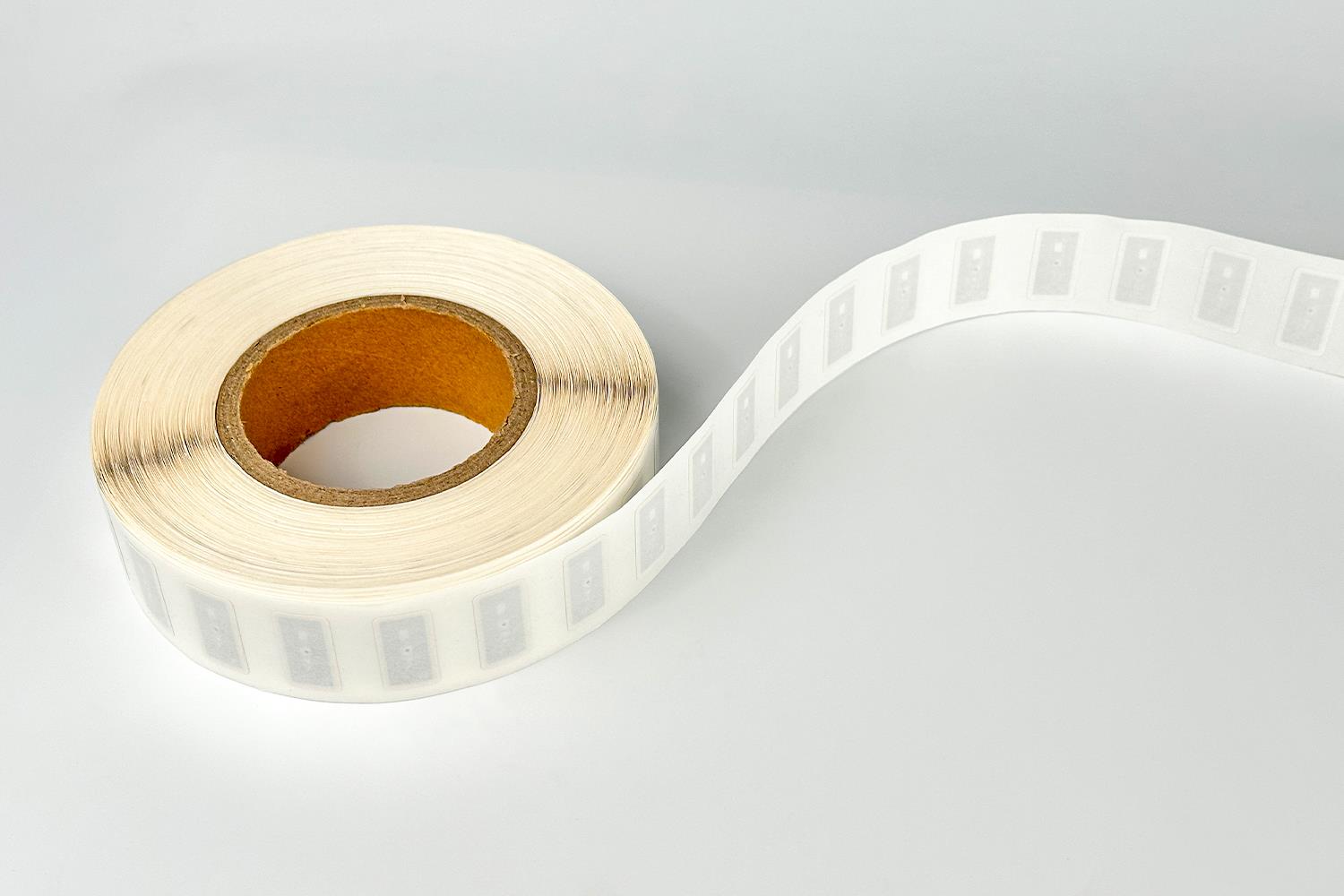 F08 Çipli 30*15 mm Boyutunda Yüksek Performanslı NFC Etiket