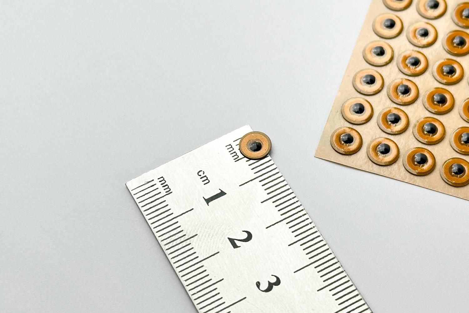 Metal üstü NFC Etiket 6 Mm Dia ICode SLIX 