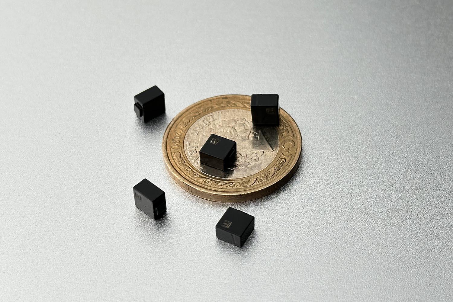 Metal Üstü Seramik Küçük RFID Etiket 5x5x3mm