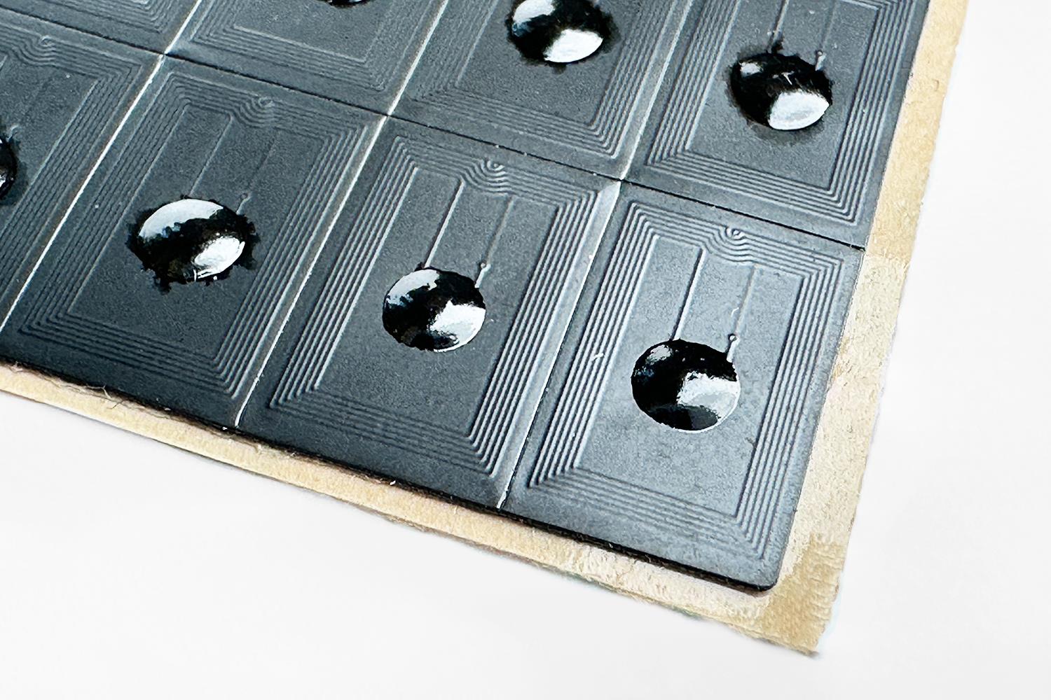 NFC Ntag213 0812 Metal Üstü Etiket