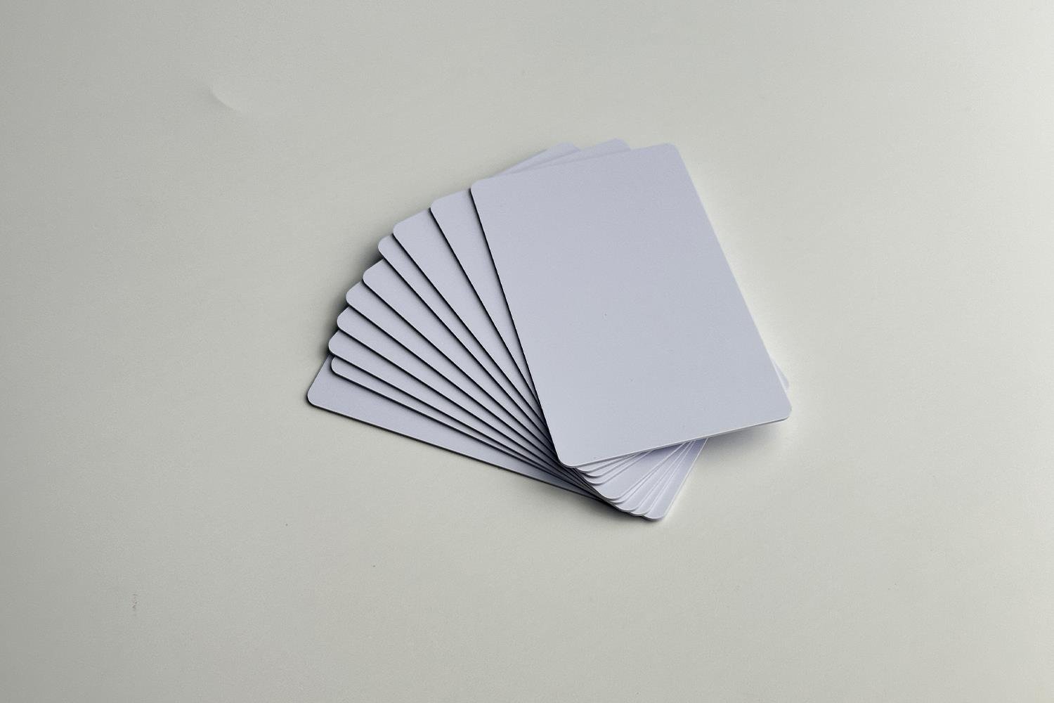 NFC PVC Kart  Matte White