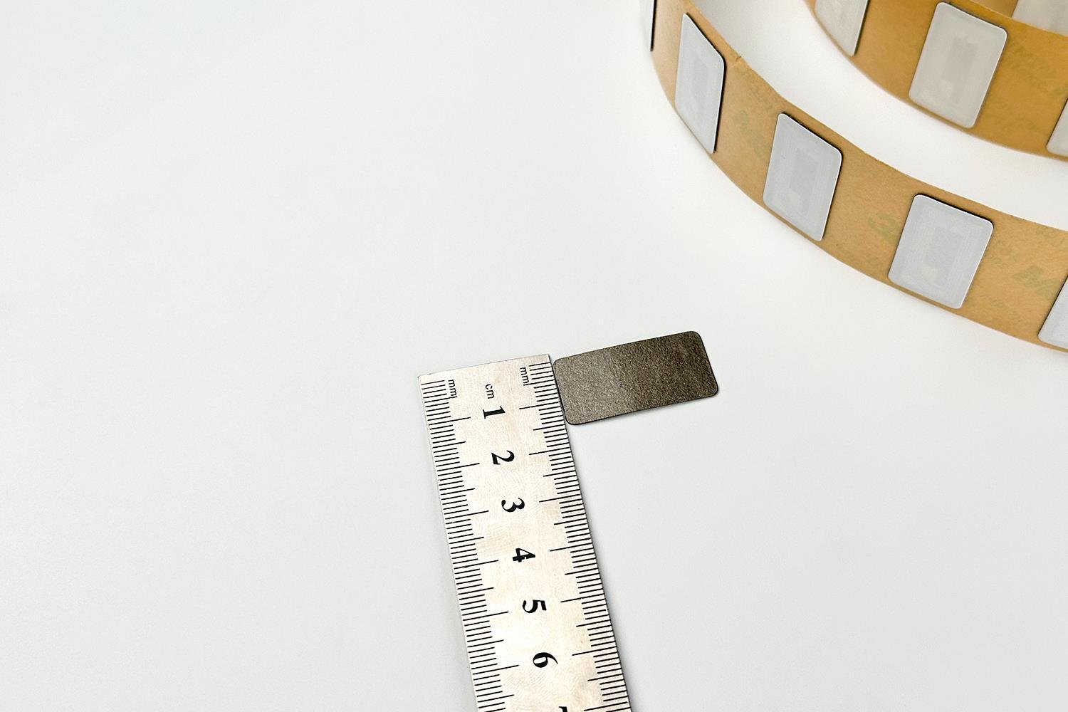 NTAG213 Çipli Metal Üstü NFC Etiketler Özel Boyut 30*15mm