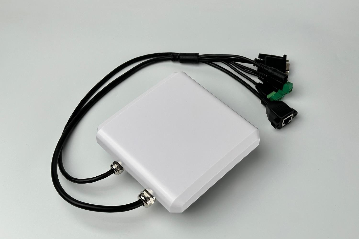 RFGATE Endüstriyel UHF RFID Entegre Okuyucu RGR609T